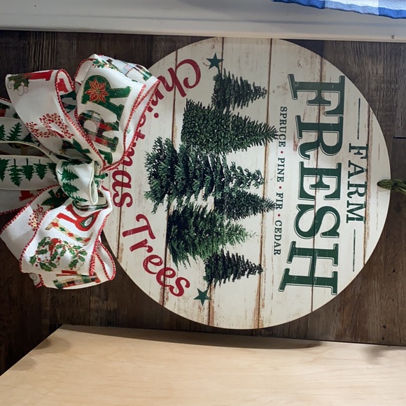 Christmas Hanger - Picture 4 of 5